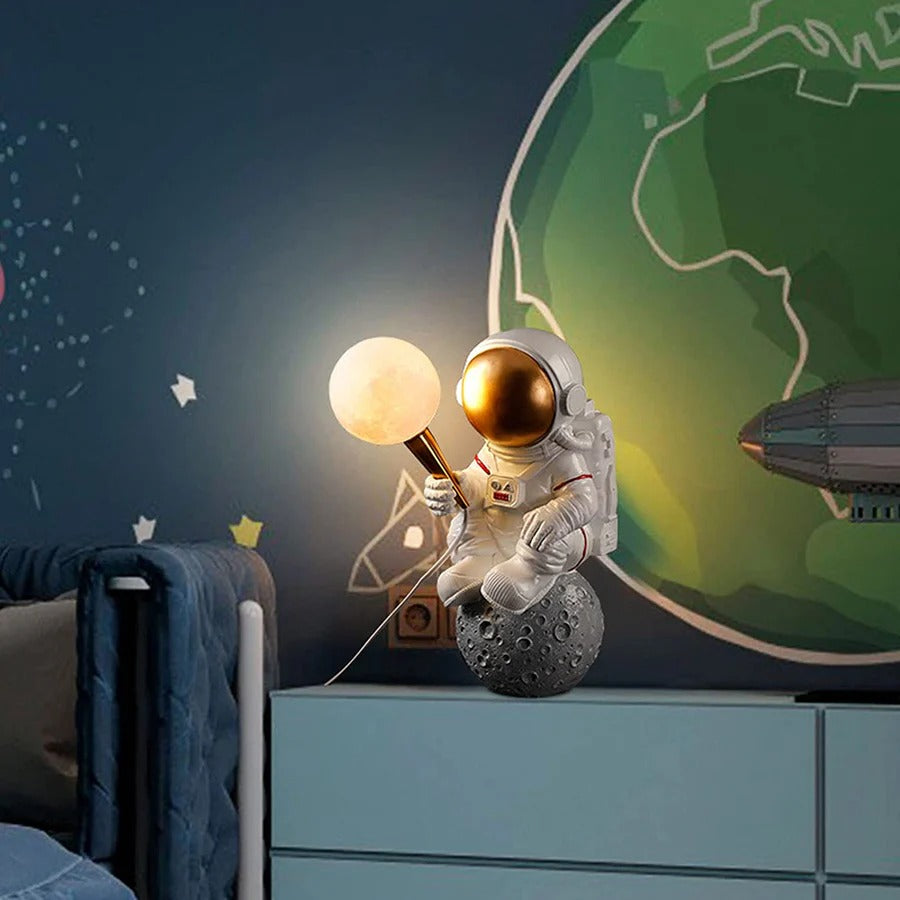 Hdc Astronaut Bedside Table Lamp for Room Decoration