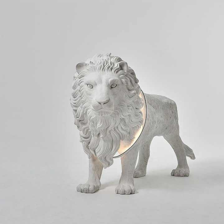 HDC Lion-shaped Postmodern Sculpture Decorative Floor Lamp